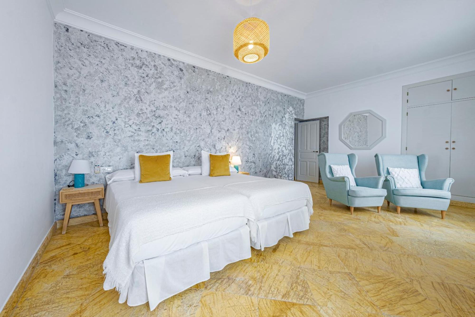 Labrena Hotel 2*